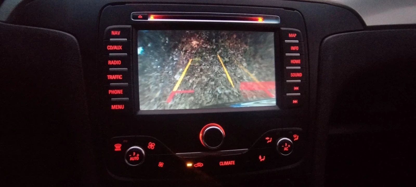 Ford S-Max 2.0 TDCI Titanium  - изображение 8