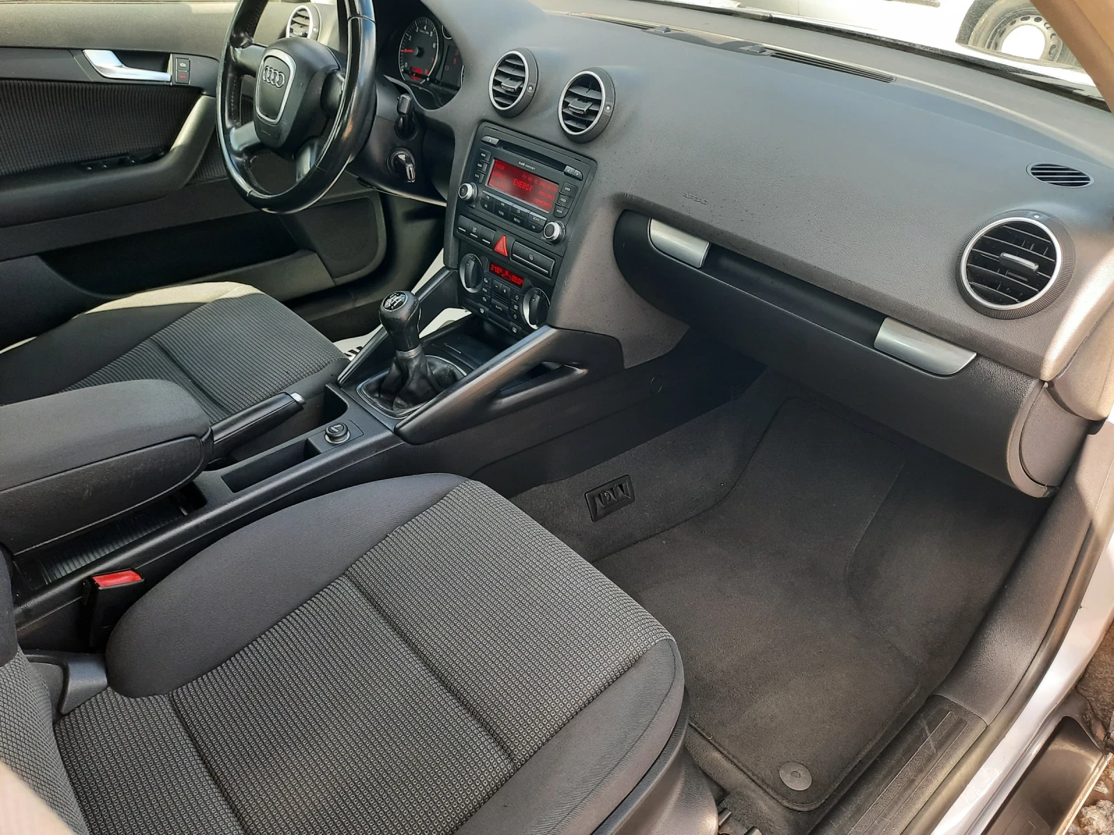 Audi A3 1.6i ��������� � | Mobile.bg � ����������� 8