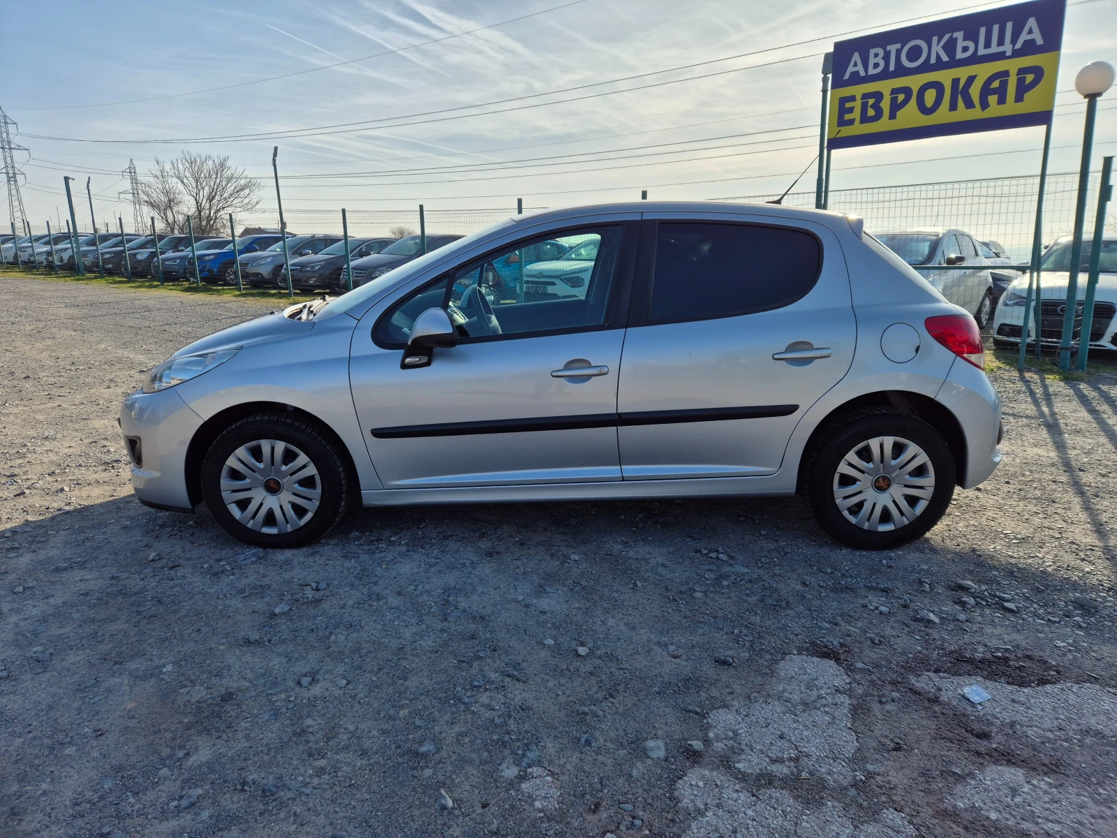 Peugeot 207 1.4HDI - изображение 2