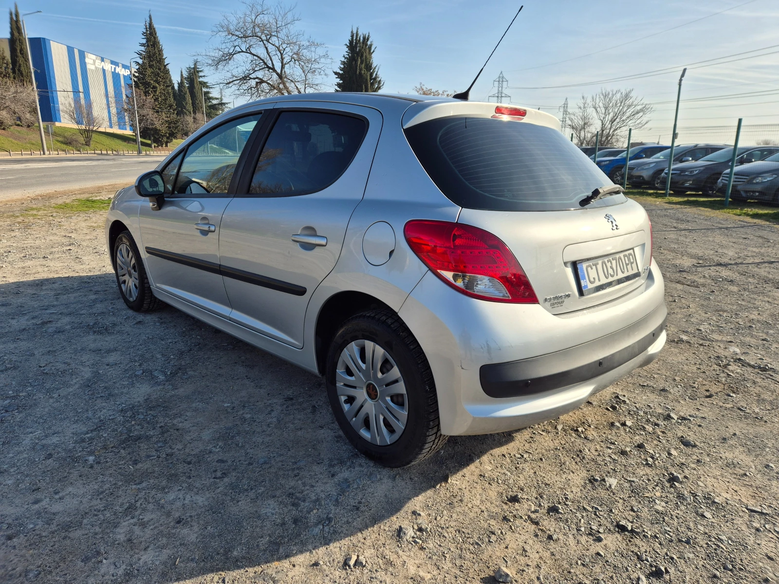 Peugeot 207 1.4HDI - изображение 3