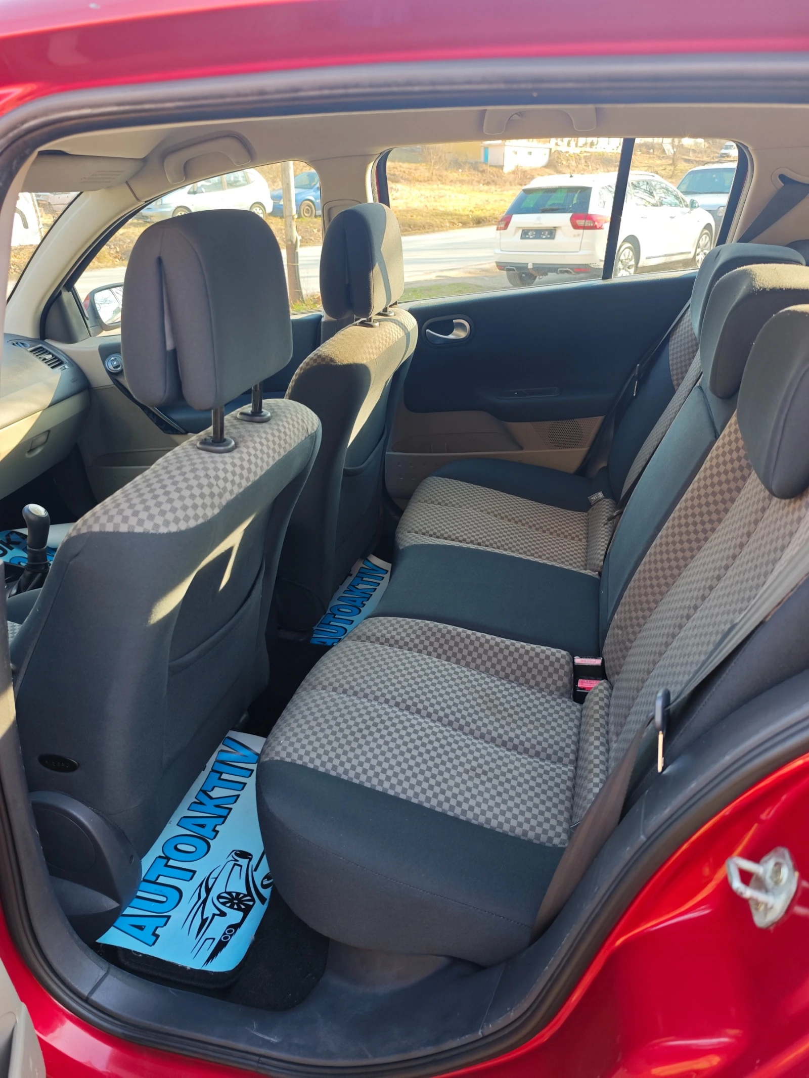 Renault Megane 1.5DCI Н.ВНОС, снимка 7 - Автомобили и джипове - 53827786