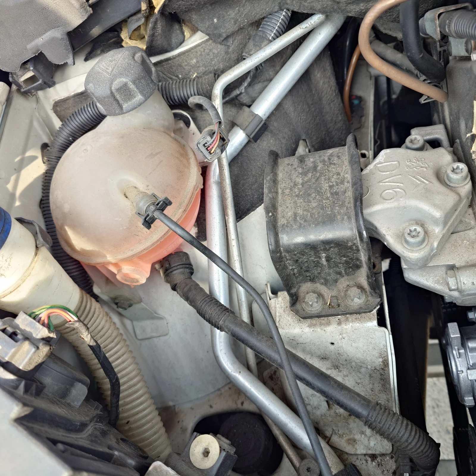 Citroen DS4 1.6HDI, снимка 9 - Автомобили и джипове - 53870140