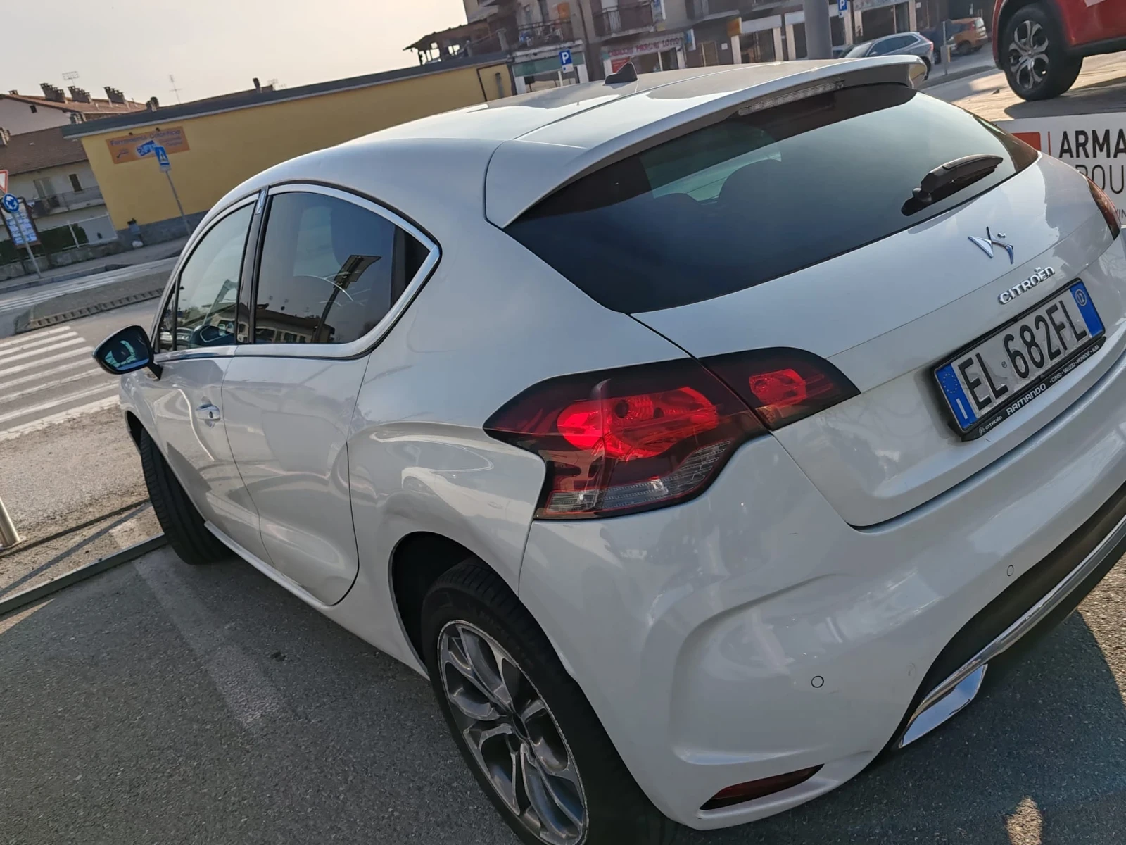Citroen DS4 1.6HDI, снимка 2 - Автомобили и джипове - 53870140