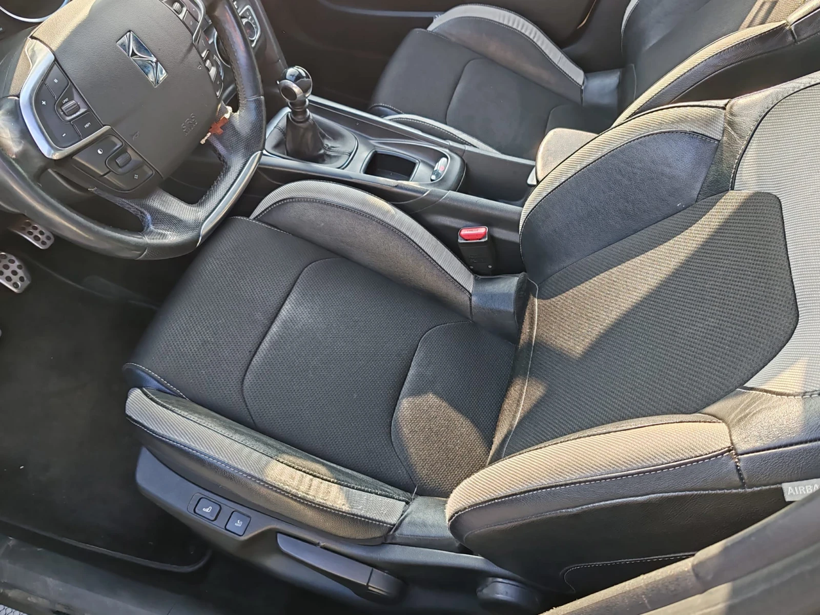 Citroen DS4 1.6HDI, снимка 7 - Автомобили и джипове - 53870140