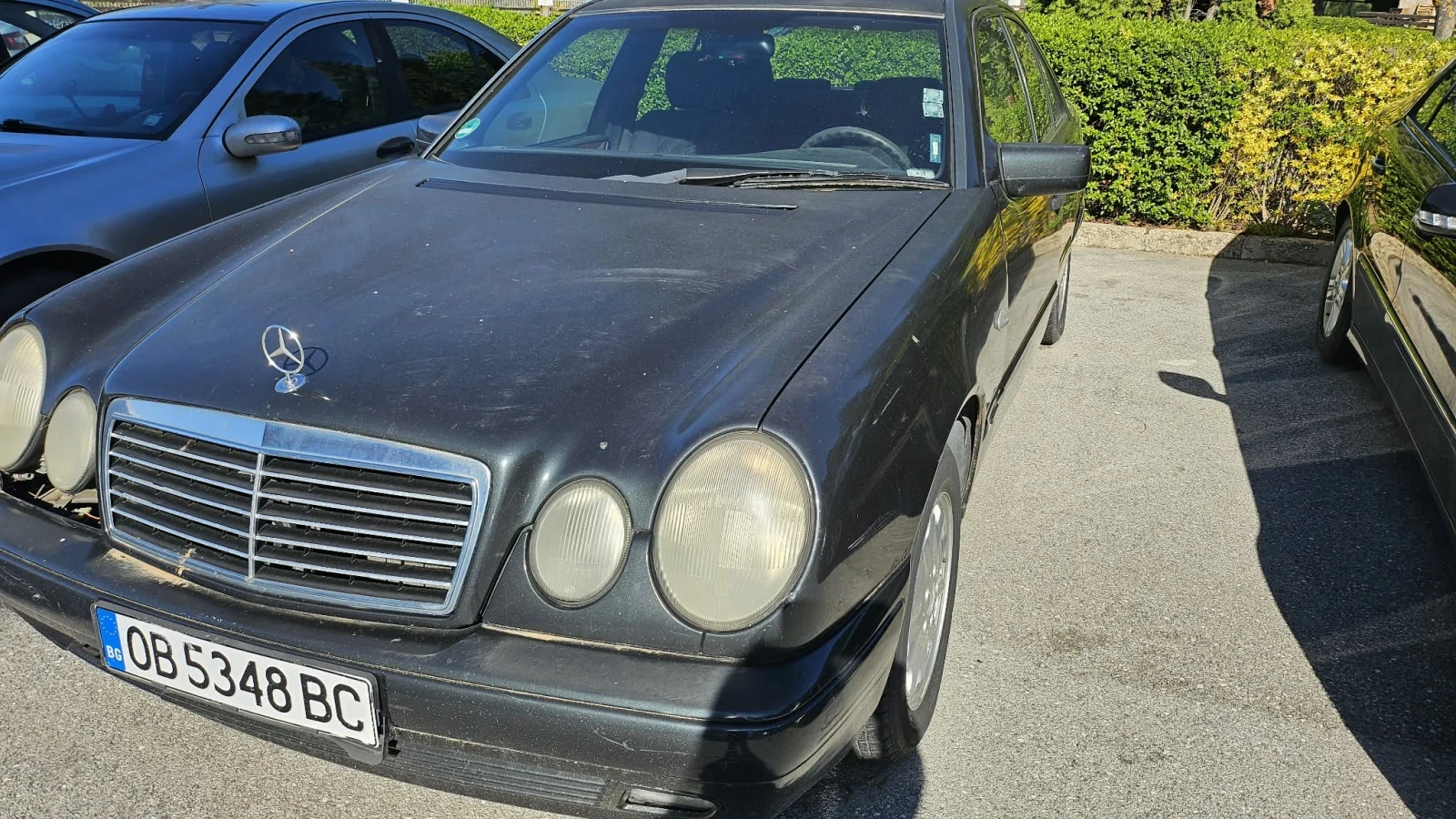 Mercedes-Benz E 200, снимка 9 - Автомобили и джипове - 54338000