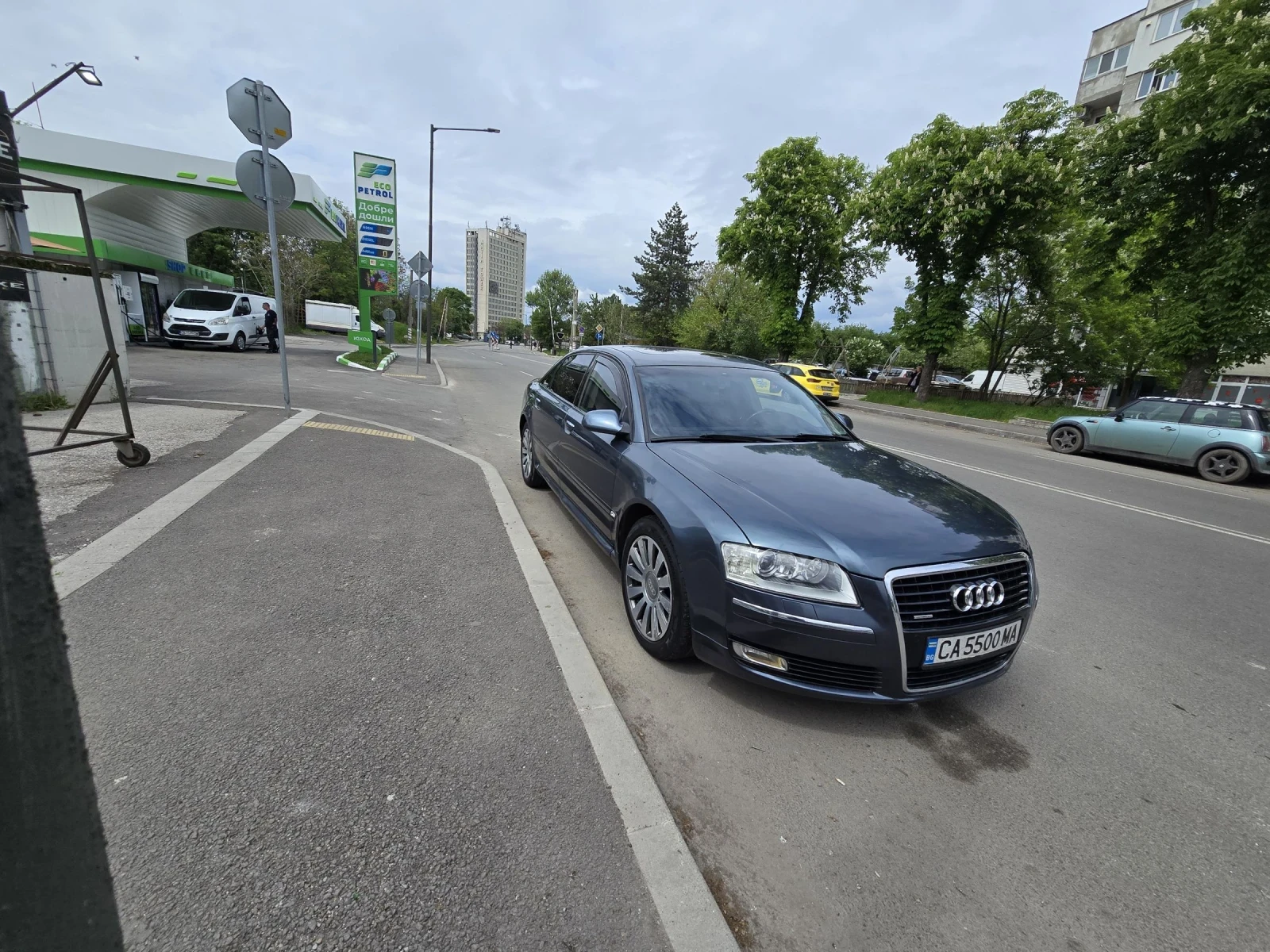 Audi A8