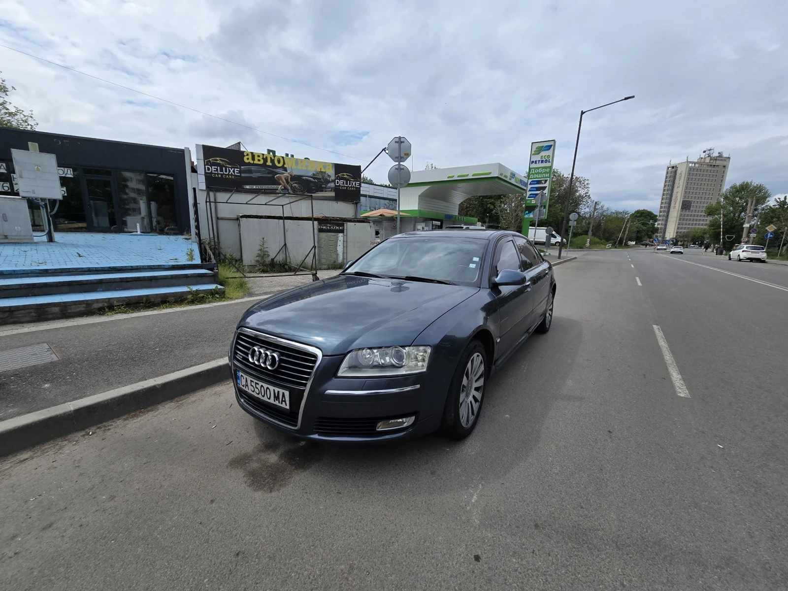 Audi A8, снимка 3 - Автомобили и джипове - 54509177