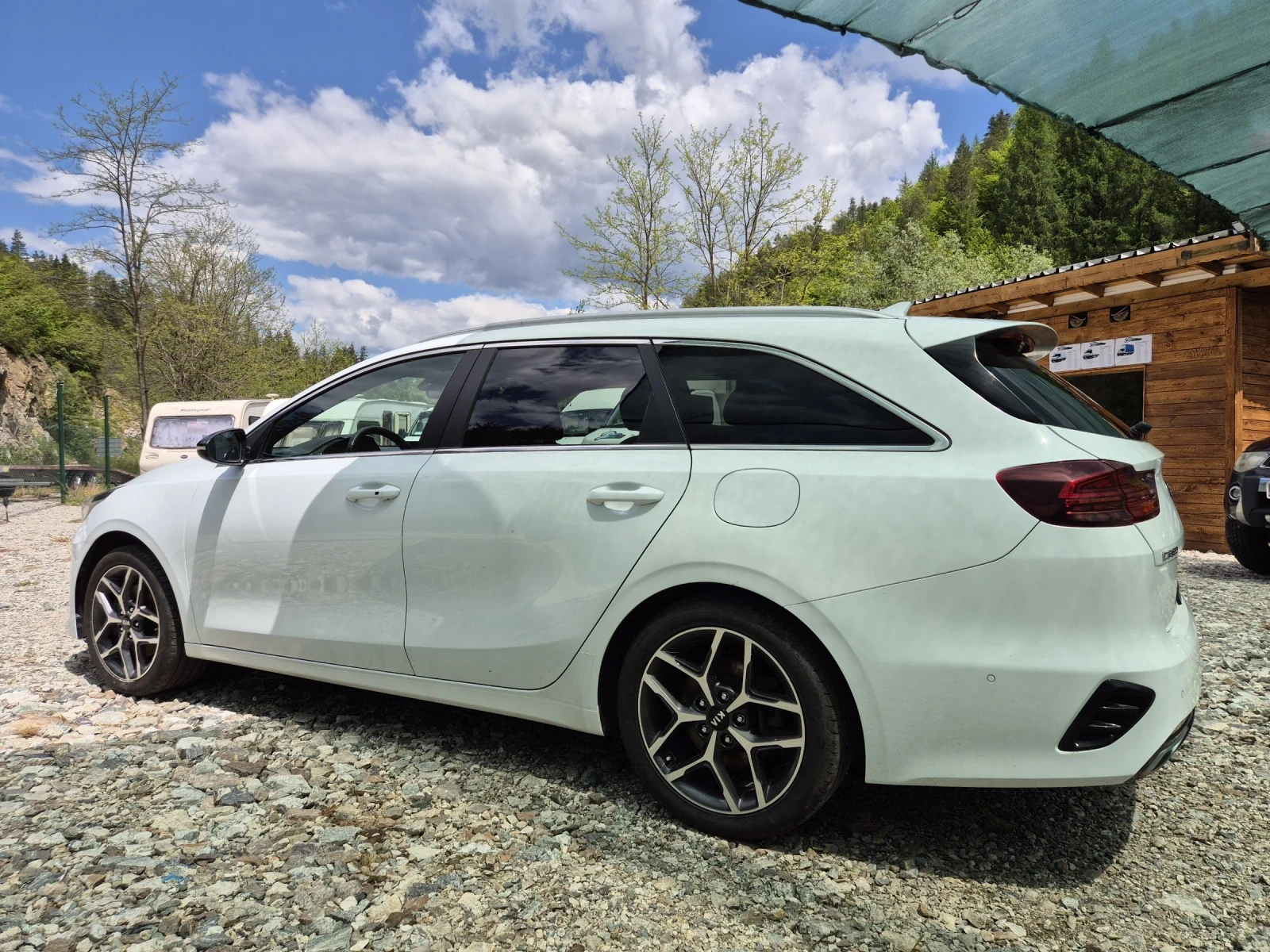 Kia Ceed, снимка 5 - Автомобили и джипове - 54667171