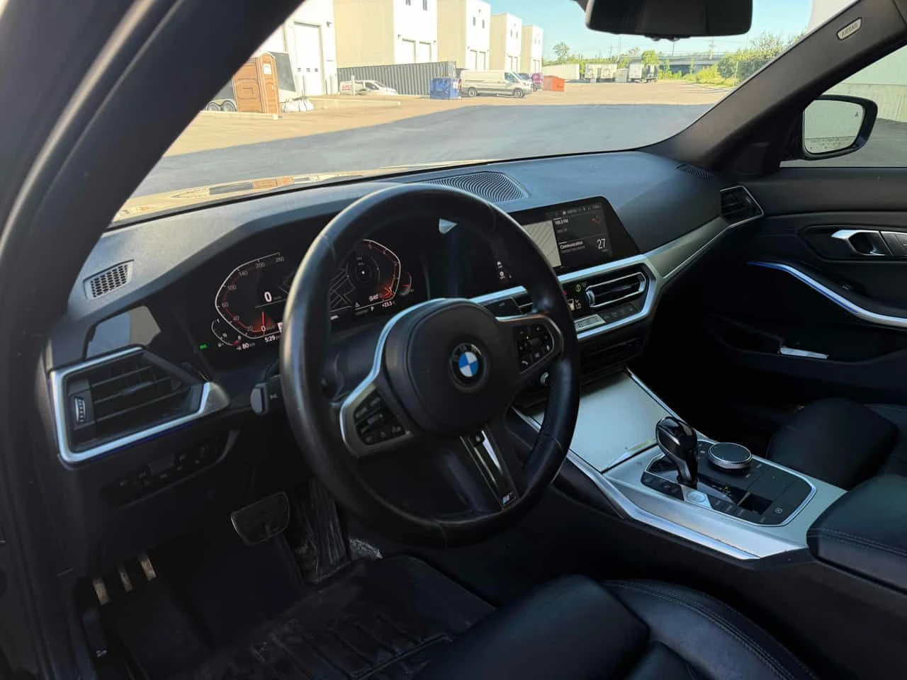 BMW 330 * 330i xDrive Sedan * CARFAX * ЦЕНА ДО БГ, снимка 8 - Автомобили и джипове - 55075896
