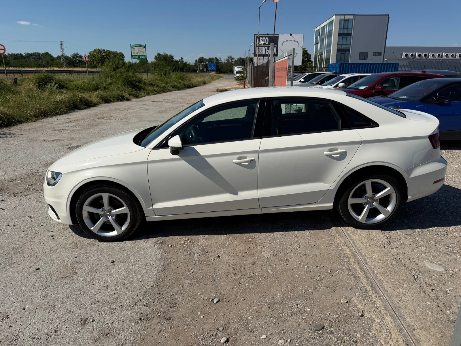 Audi A3 1.6 TDI  , снимка 8 - Автомобили и джипове - 55241399