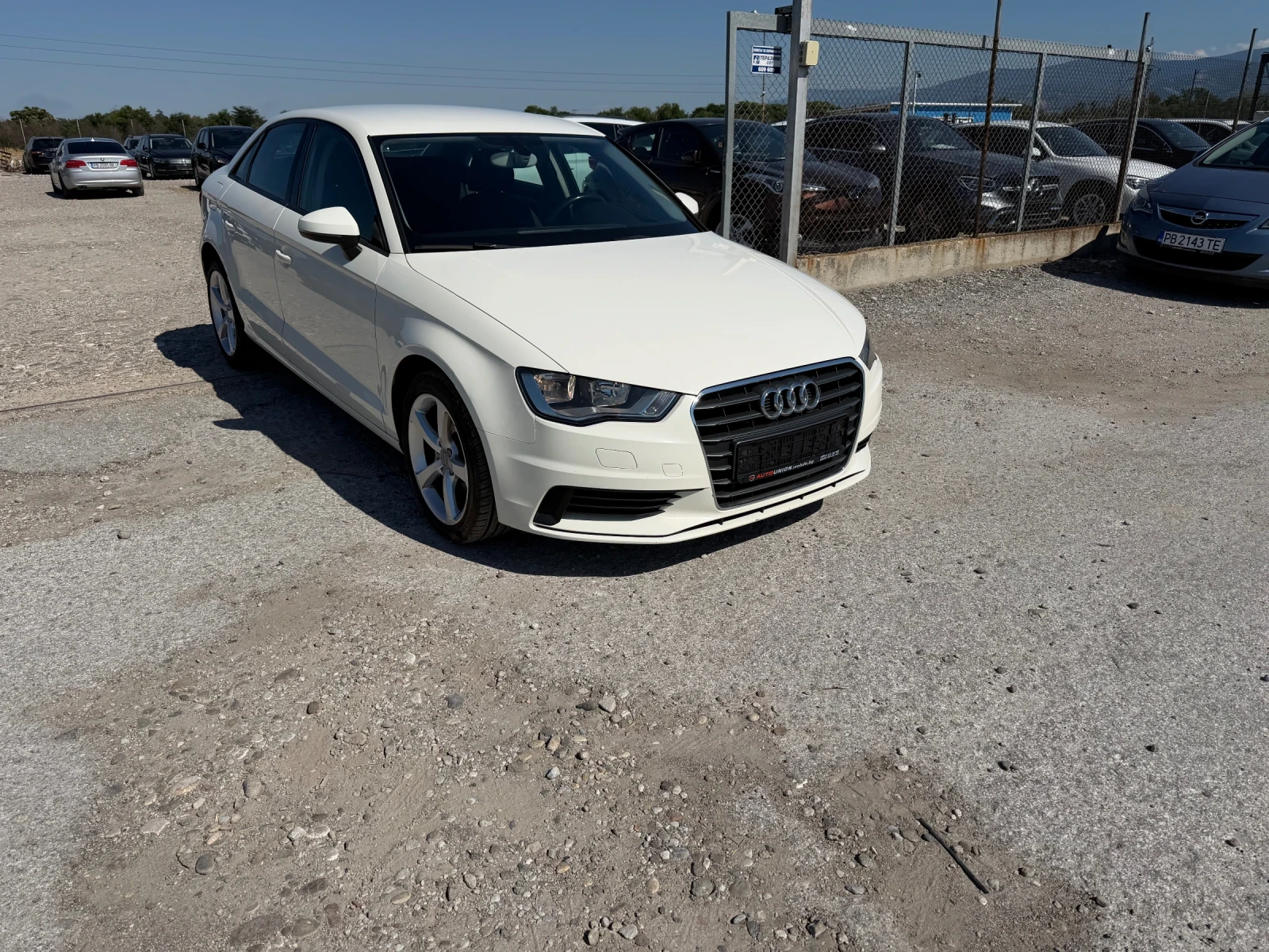 Audi A3 1.6 TDI  , снимка 3 - Автомобили и джипове - 55241399