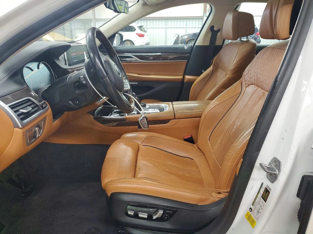 BMW 740, снимка 7 - Автомобили и джипове - 55753721