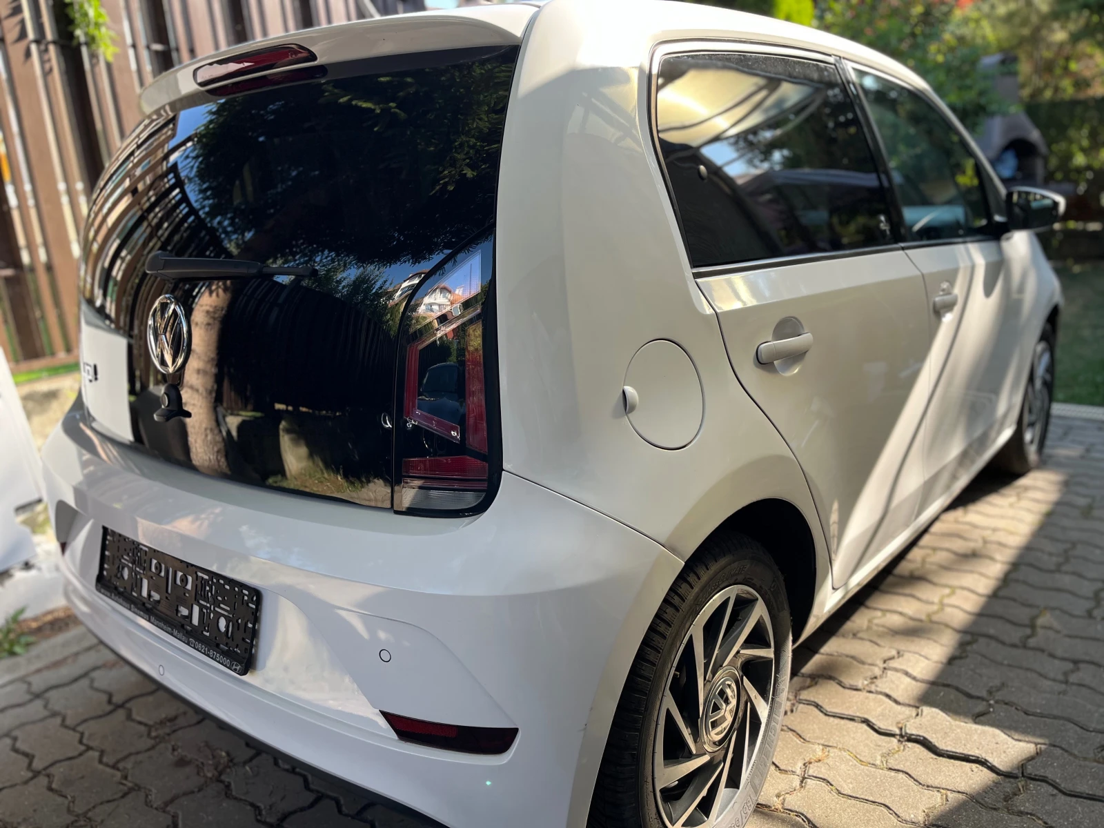 VW Up MPI-Face-Lift-Soud-25000km.Germany, снимка 3 - Автомобили и джипове - 56140034