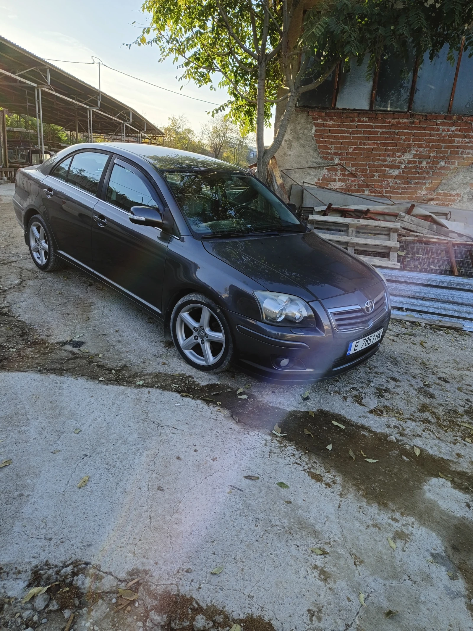 Toyota Avensis, снимка 4 - Автомобили и джипове - 56518365