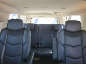 Cadillac Escalade ESV LUXURY, снимка 9