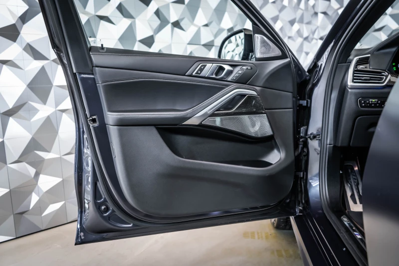 BMW X6 xDrive40i M-sport* Carbon* Individual, снимка 7 - Автомобили и джипове - 52144012