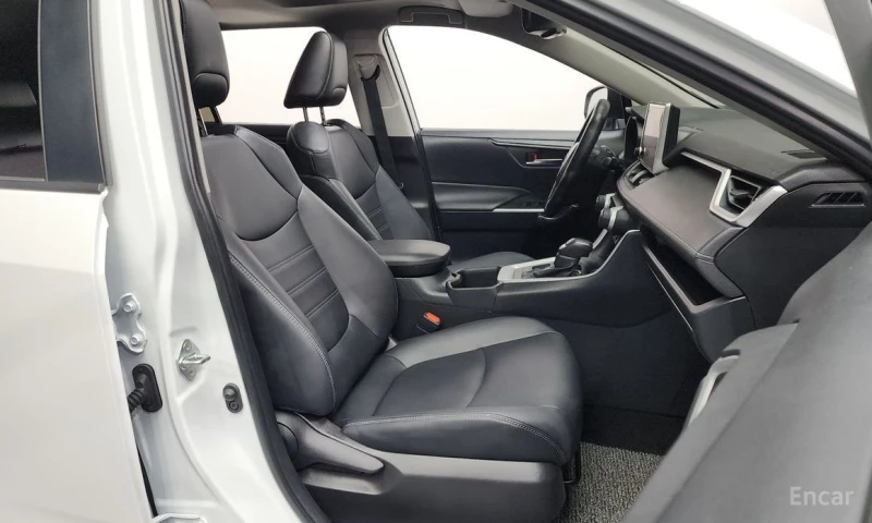 Toyota Rav4, снимка 11 - Автомобили и джипове - 53412224