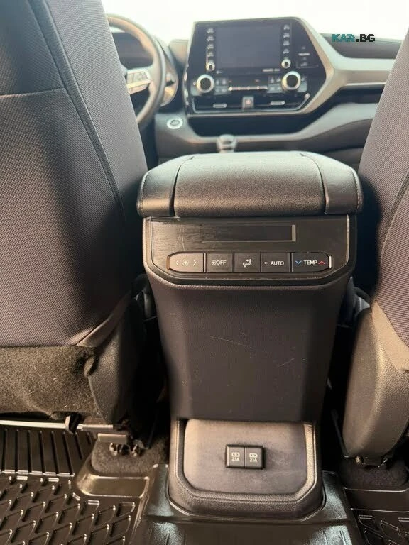 Toyota Highlander LE AWD* ПОДГРЕВ* КАМЕРА* КРАЙНА ЦЕНА* , снимка 10 - Автомобили и джипове - 55943059