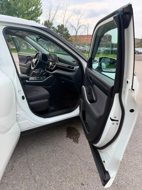 Toyota Highlander LE AWD* ПОДГРЕВ* КАМЕРА* КРАЙНА ЦЕНА* , снимка 8 - Автомобили и джипове - 55943059