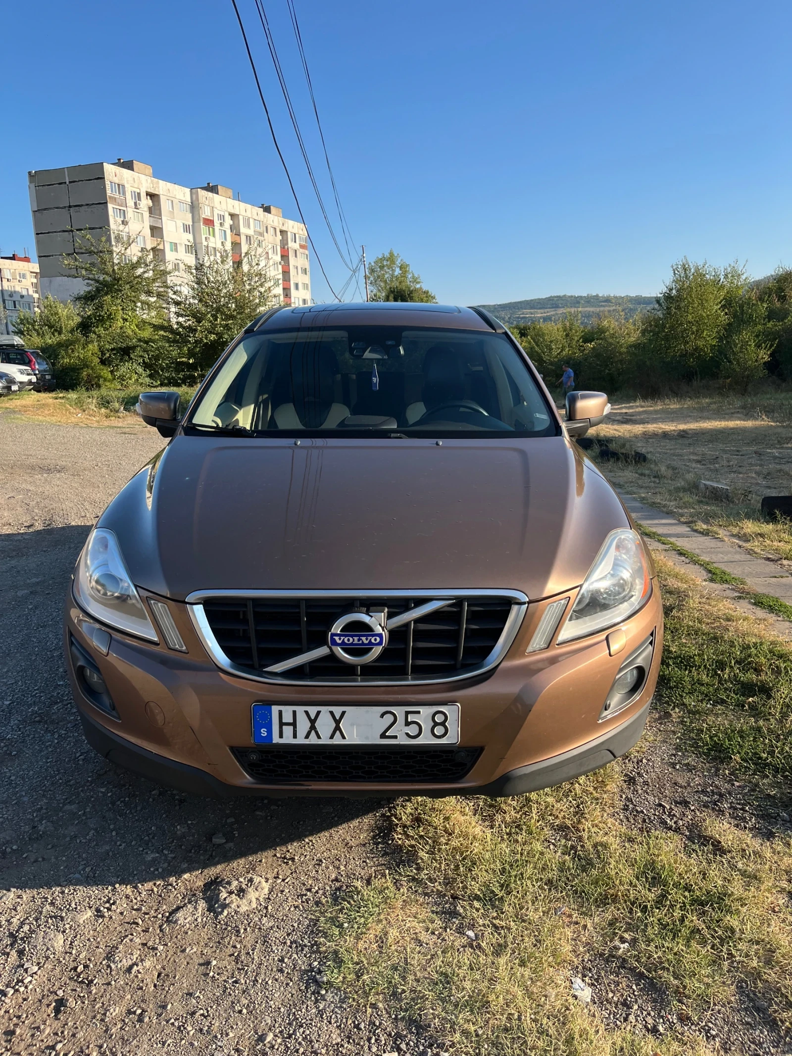 Volvo XC60 2.4 D5 - изображение 2