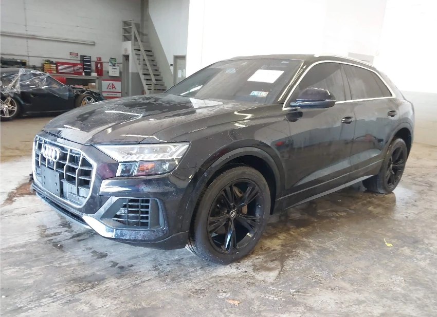 Audi Q8 Premium Plus Обдух* Matrix* Пано* 4-зонов* 360*  | Mobile.bg — изображение 1
