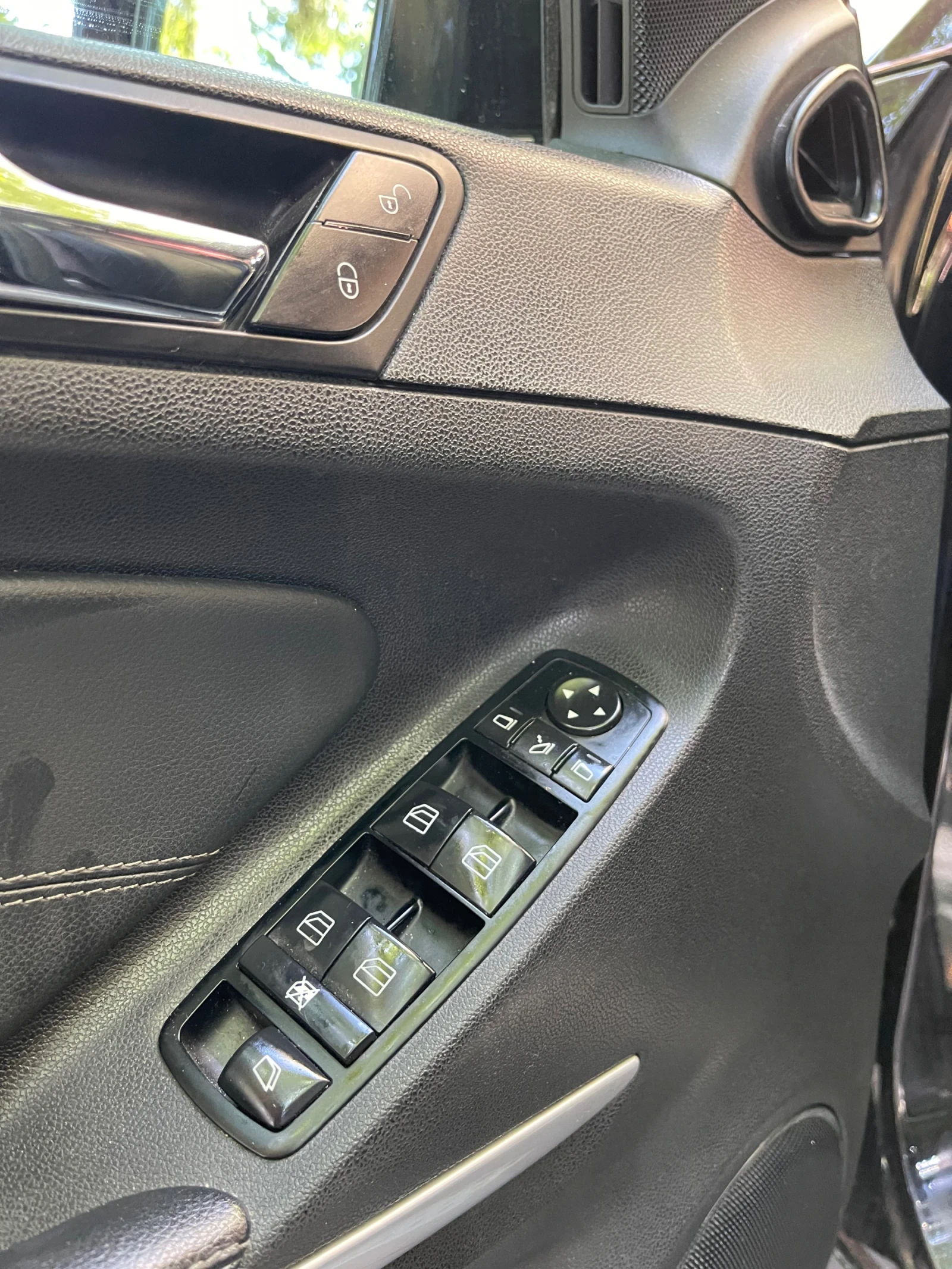 Mercedes-Benz GL 350  - изображение 8
