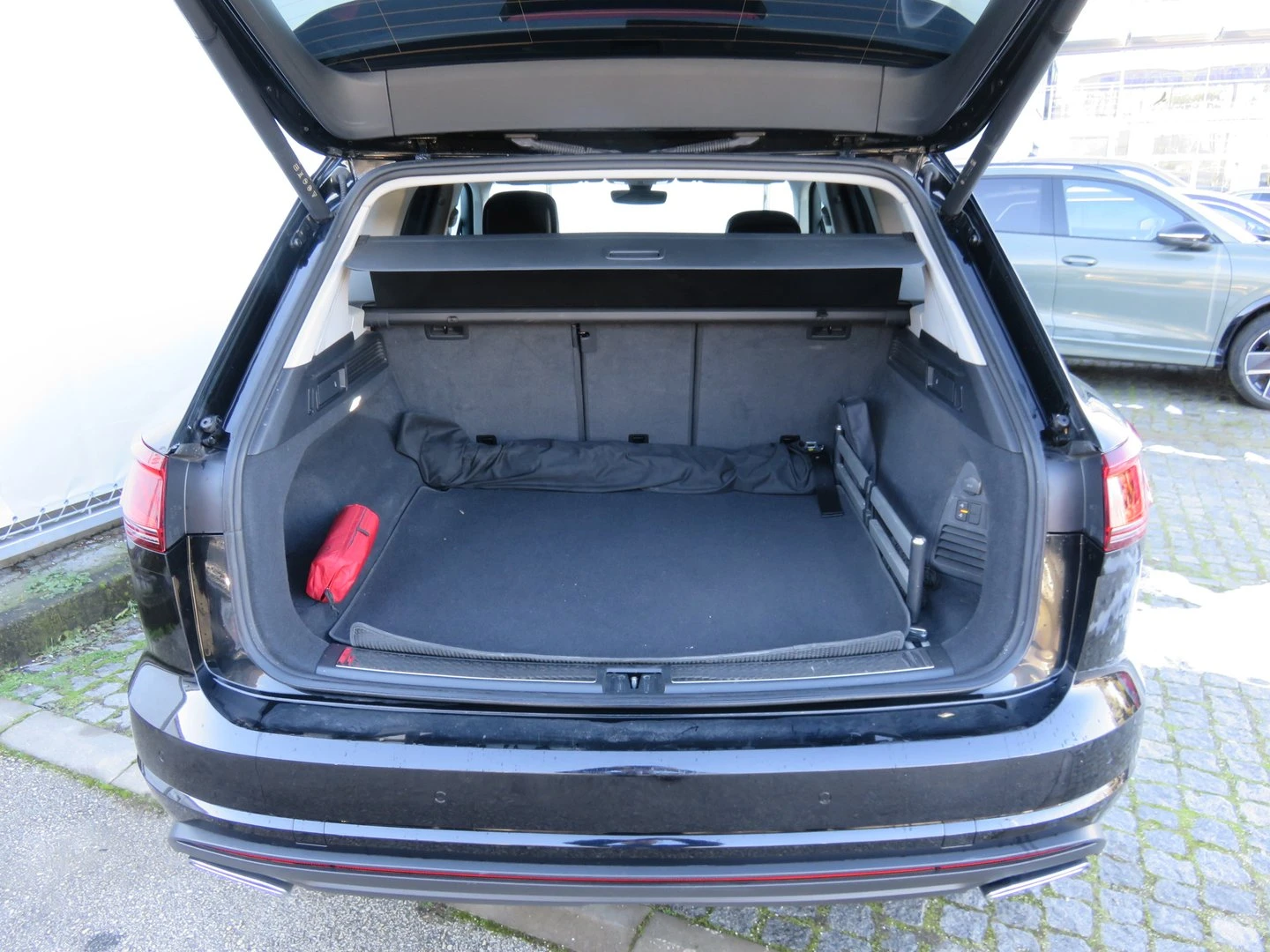 VW Touareg Elegance PA 3.0 V6 TDI SCR 4MOT - изображение 6