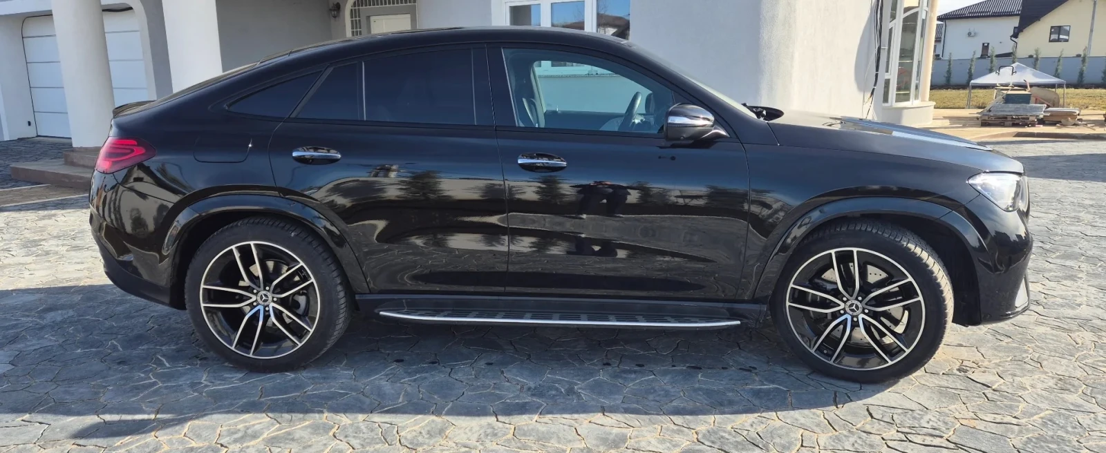 Mercedes-Benz GLE 400e 4Matic Coupe AMG Line - изображение 5