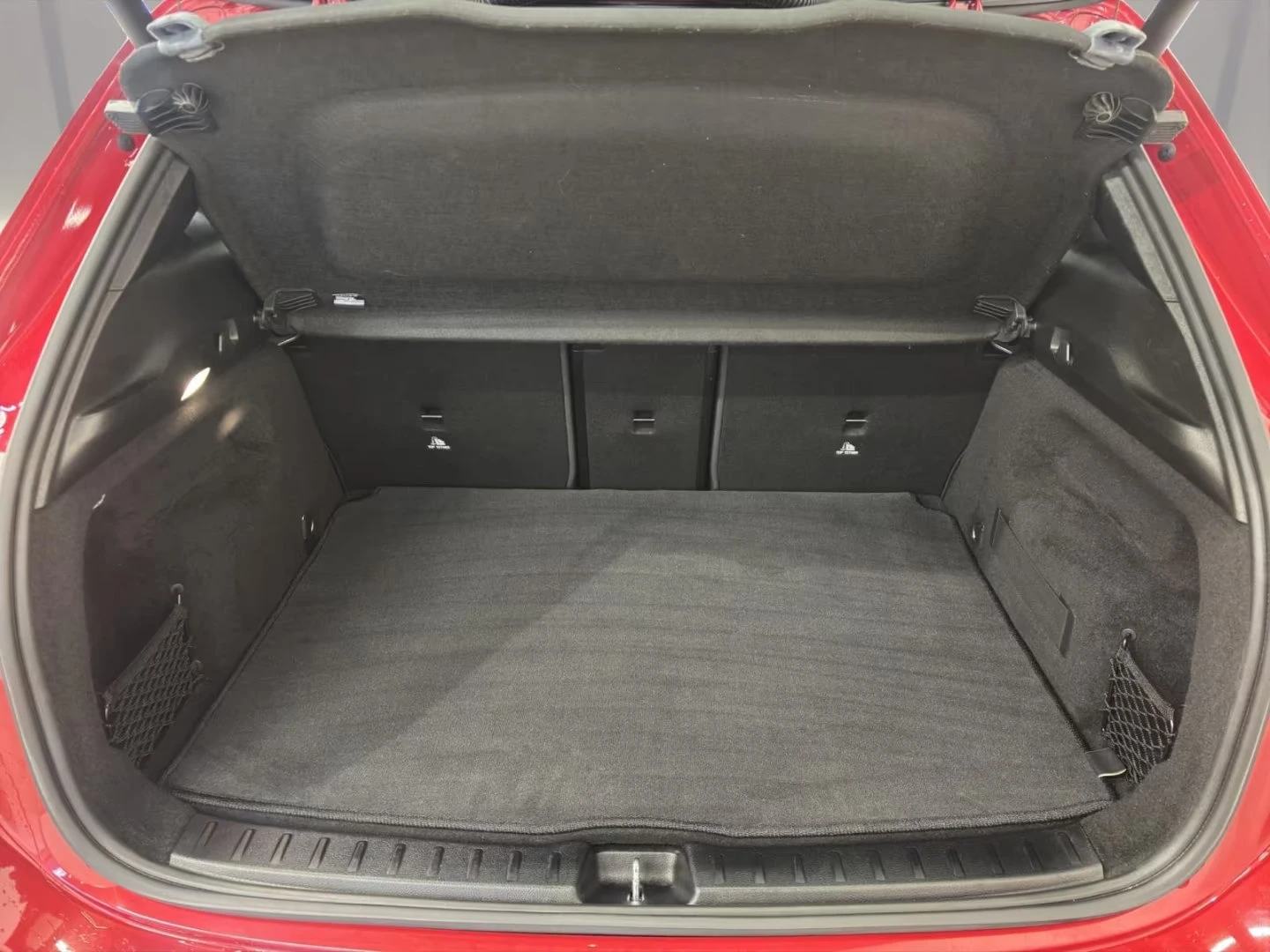 Mercedes-Benz EQA 350/4MATIC/292HP/PROGRESSIVE/NIGHT/CAM/MEMO/928g, снимка 15 - Автомобили и джипове - 53838024