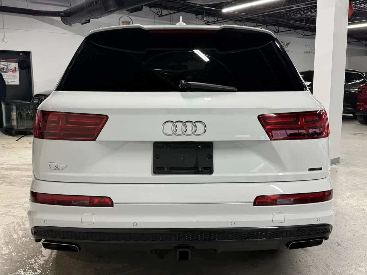 Audi Q7 * CARFAX * ���� �� �� | Mobile.bg � ����������� 3