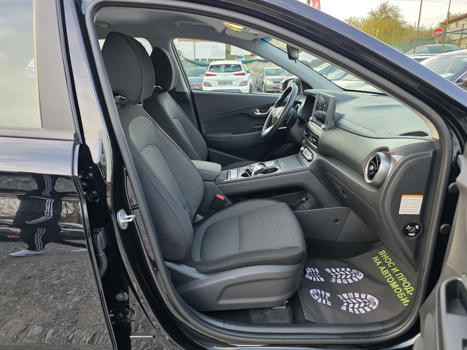 Hyundai Kona EV ГАРАНЦИЯ ФЕЙС / 43000 КМ / 39 KW , снимка 11 - Автомобили и джипове - 54187676