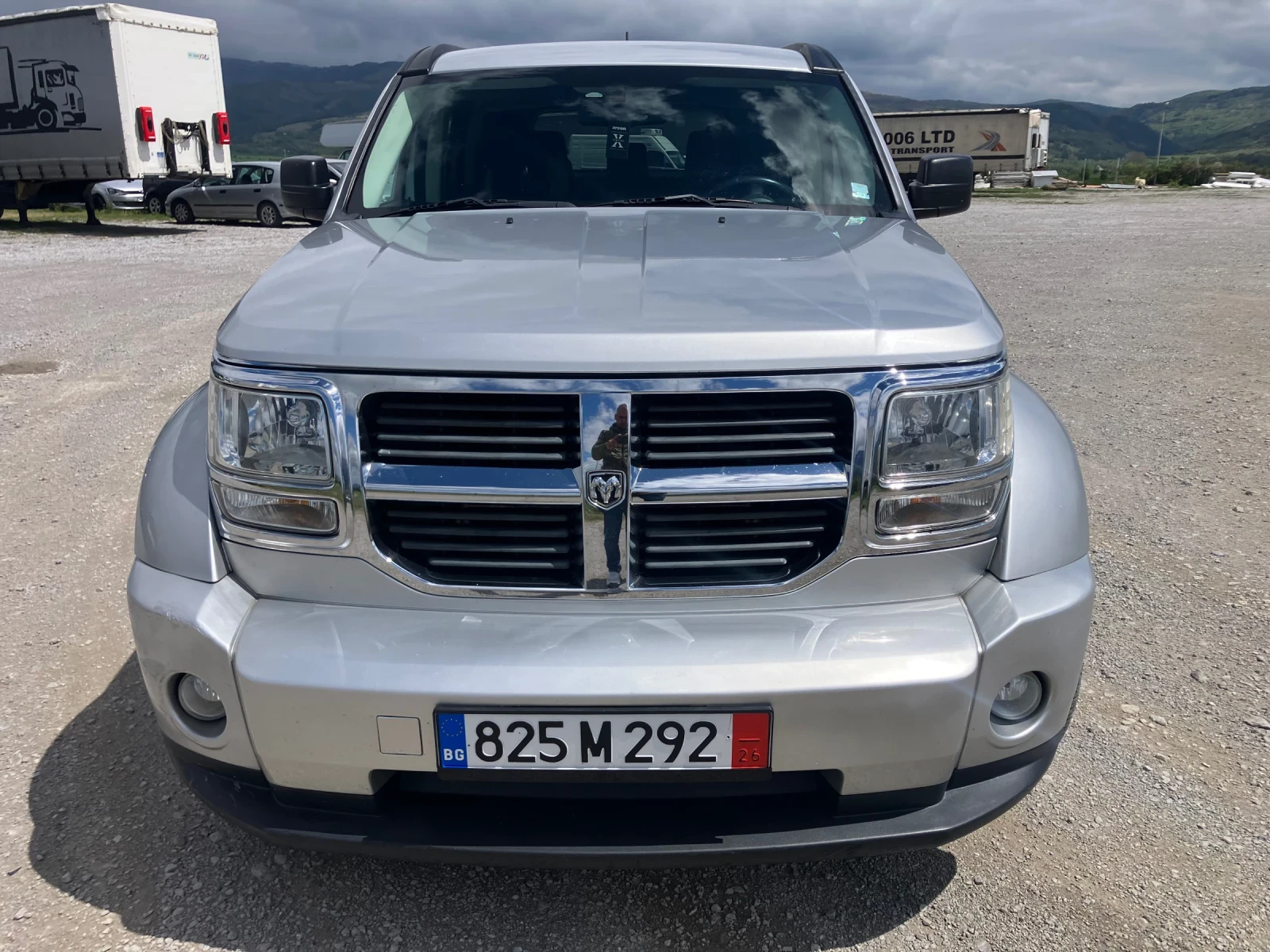 Dodge Nitro 2.8crdi Avtomat , снимка 2 - Автомобили и джипове - 54379237