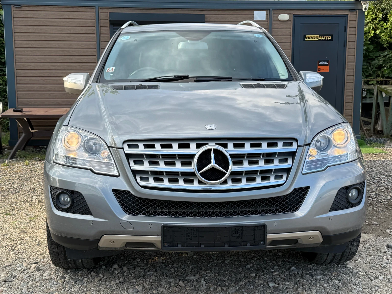 Mercedes-Benz ML 300, снимка 6 - Автомобили и джипове - 54983620