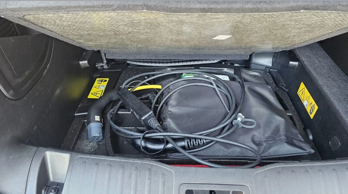 Jeep Renegade, снимка 8 - Автомобили и джипове - 55013347
