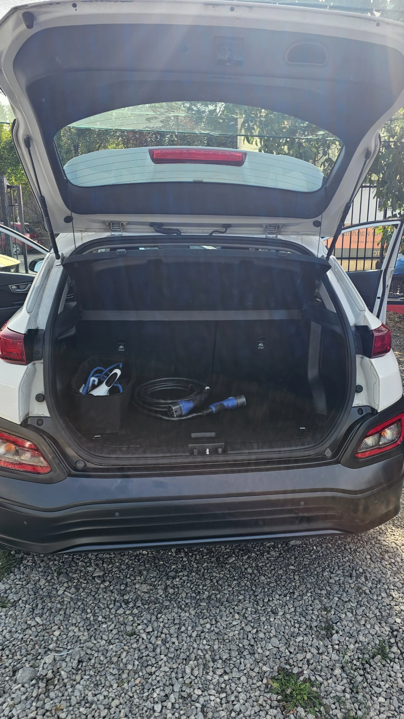 Hyundai Kona 64 kWh 100 SOH, снимка 6 - Автомобили и джипове - 55867211