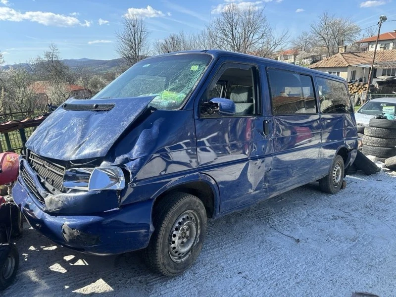 VW T4, снимка 2 - Бусове и автобуси - 47116619