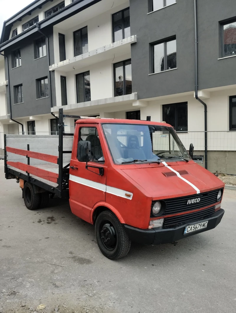 Iveco Daily 5500лв с падащ борд, снимка 3 - Бусове и автобуси - 48063906