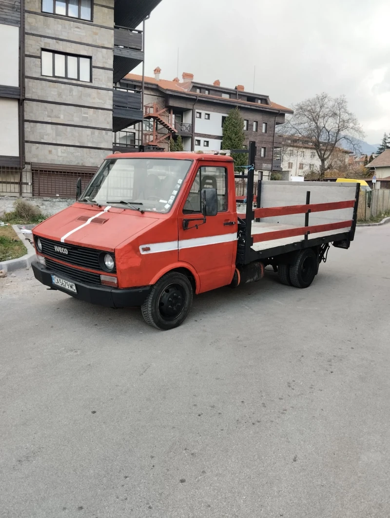 Iveco Daily 5500лв с падащ борд, снимка 2 - Бусове и автобуси - 48063906