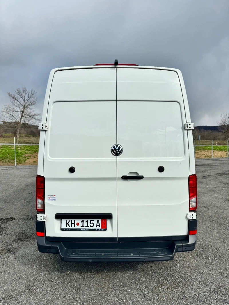 VW Crafter MAXI база, ТЕРМОИЗОЛИРАН ПЪЛНА СЕРВИЗНА ИСТОРИЯ! , снимка 8 - Бусове и автобуси - 53542005