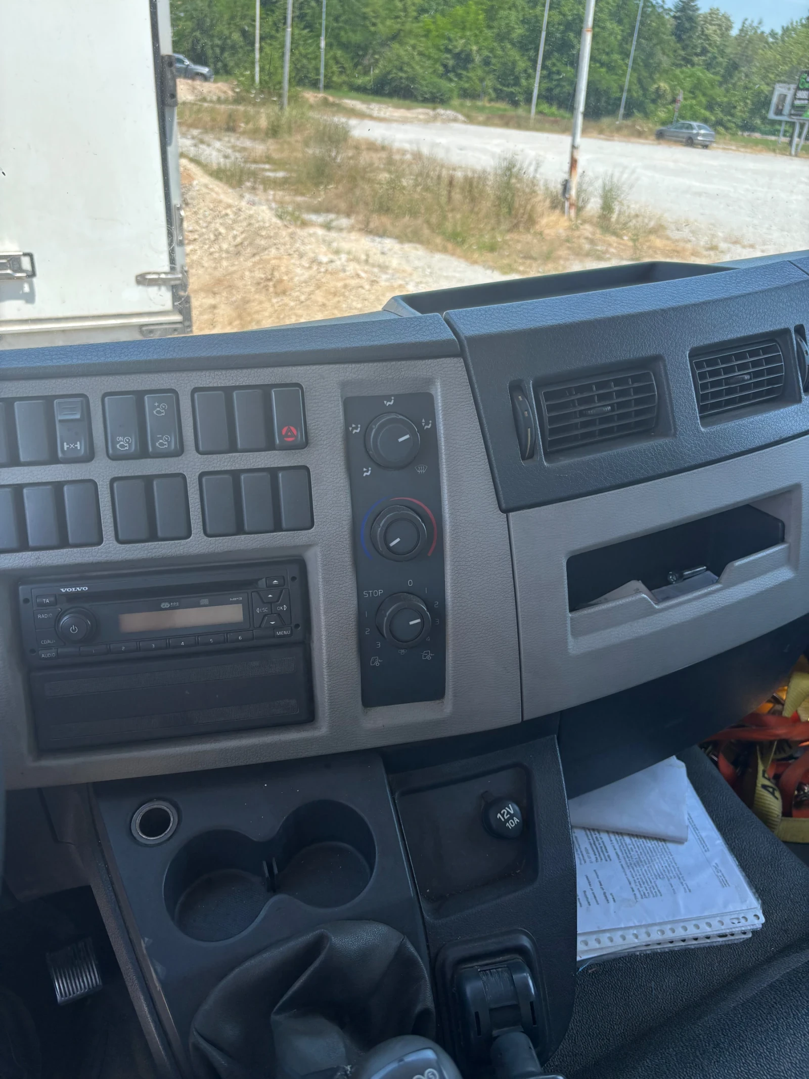 Volvo Fl 240, снимка 5 - Камиони - 55076999
