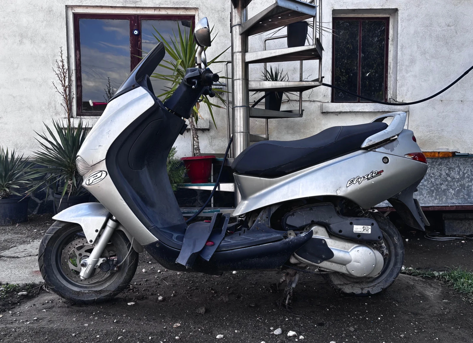 Peugeot Elystar