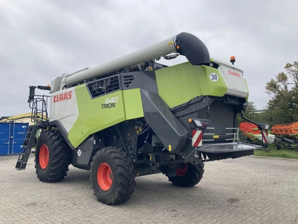 ������� Claas Trion 640 - 2023 -TOP❗ | Mobile.bg � ����������� 2