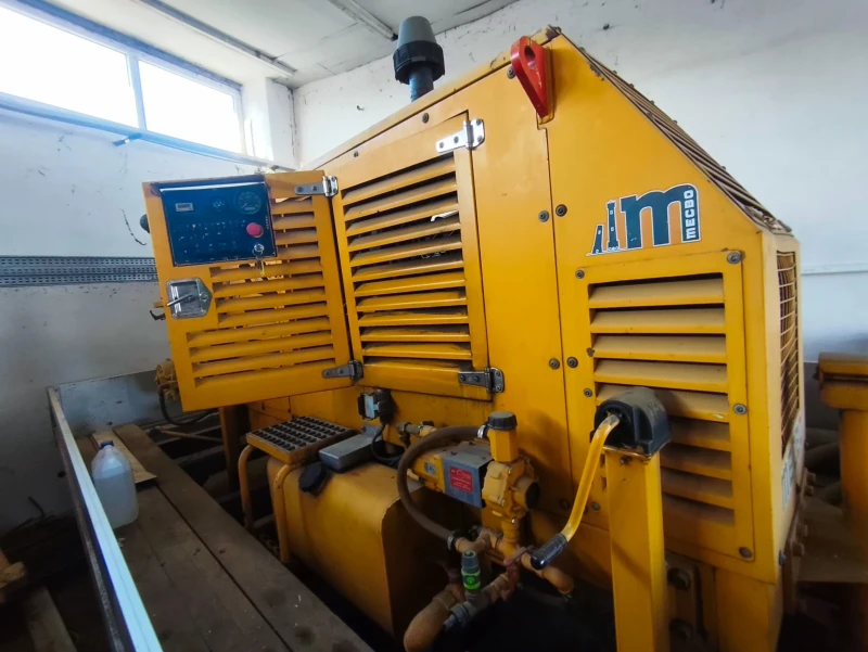 Бетон помпа Друга марка MECBO, снимка 2 - Индустриална техника - 53224155