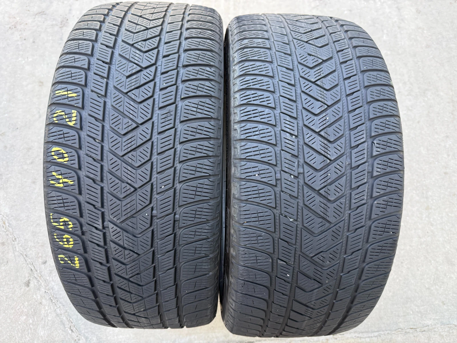 Гуми Зимни 265/40R21