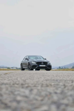 Mercedes-Benz E 63 AMG AMG E 63 S Edition 1   612 к.с., Drift Mode, лимит, снимка 3