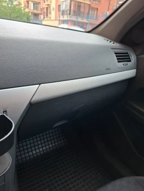 Opel Astra, снимка 17