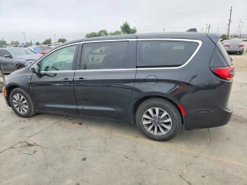 Chrysler Pacifica 3.6l Hybrid Touring L, снимка 2