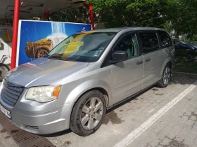 Chrysler Town and Country | Mobile.bg    8