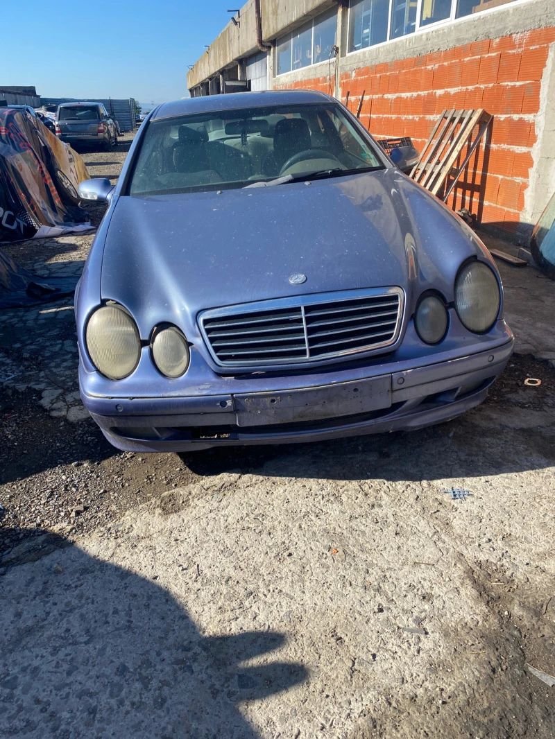 Mercedes-Benz CLK 200, снимка 1 - Автомобили и джипове - 45170946