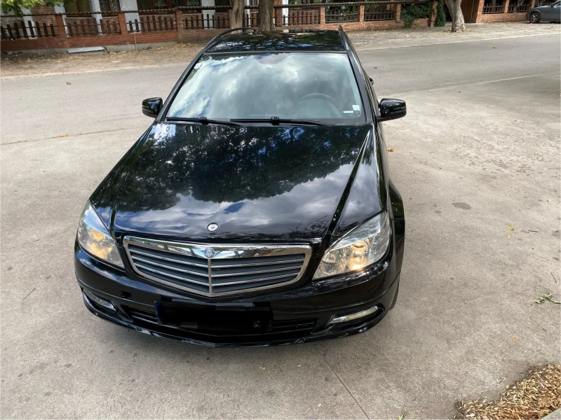 Mercedes-Benz C 220, снимка 1 - Автомобили и джипове - 47285129